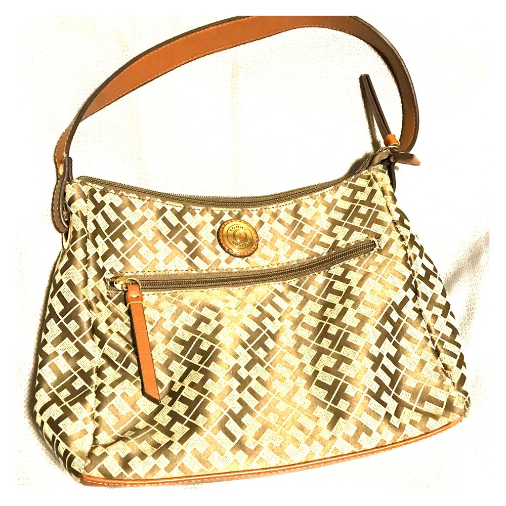 🆕 Tommy Hilfiger Handbag